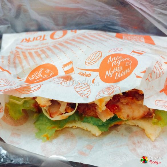 Bua-an-tien-loi-cung-banh-mi-kebab-torki