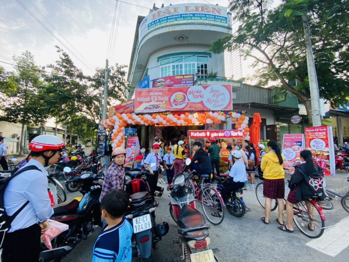 Kinh nghiệm mở quán ăn vặt cho người mới bắt đầu